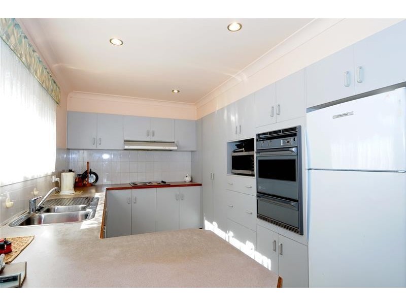 5 Cook Close, Lakewood NSW 2443