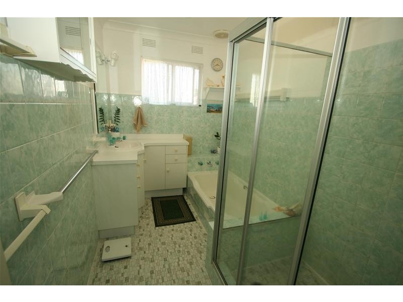 16 Leighton Close, North Haven NSW 2443