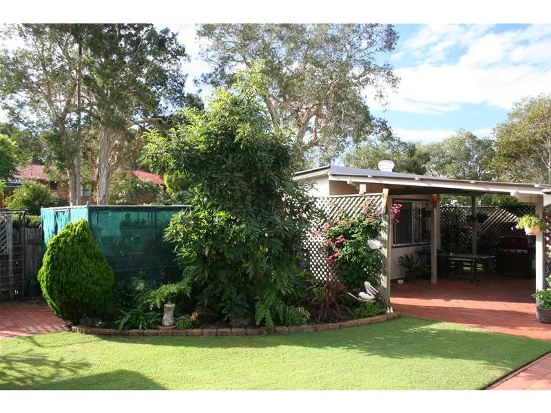 16 Leighton Close, North Haven NSW 2443