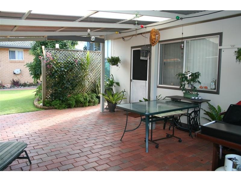 16 Leighton Close, North Haven NSW 2443