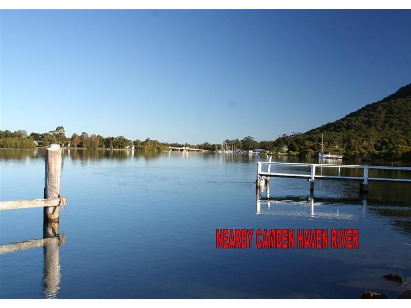 10 Kew Road, Laurieton NSW 2443