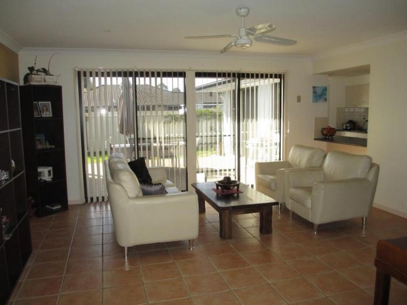 18 Hungerford Place, Bonny Hills NSW 2445