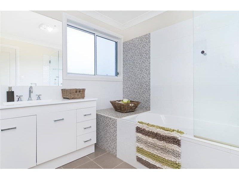 42 Sinclair Drive, Bonny Hills NSW 2445