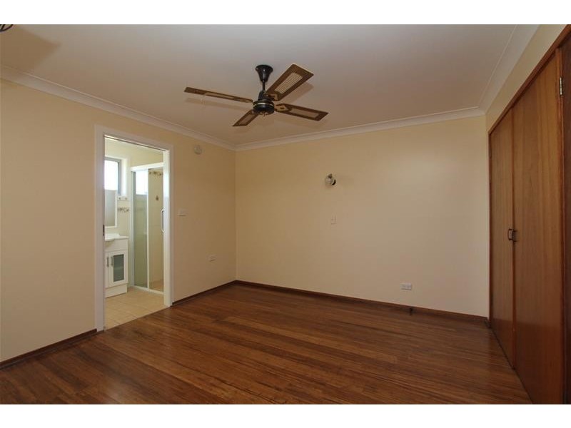 100 Norman Street, Laurieton NSW 2443