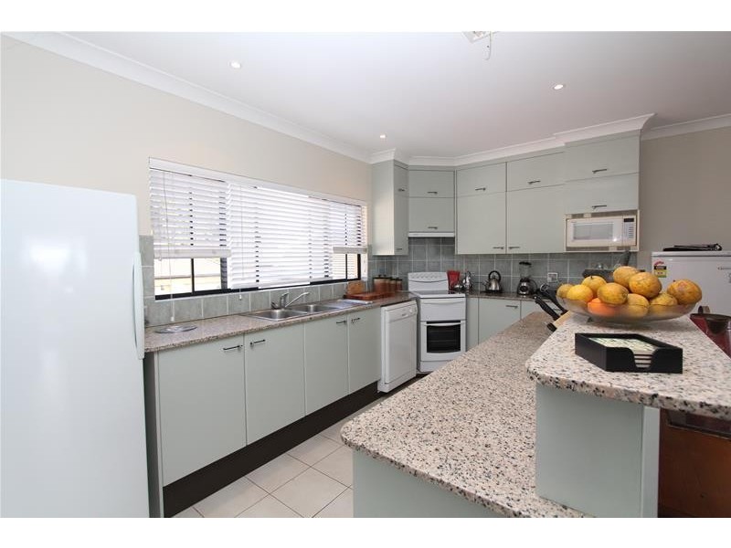 17/16-18 Laurie Street, Laurieton NSW 2443