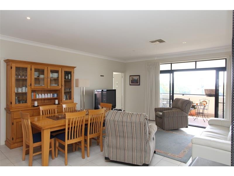 17/16-18 Laurie Street, Laurieton NSW 2443