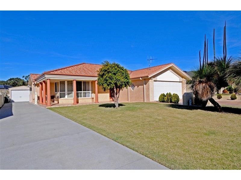 66 Scarborough Way, Dunbogan NSW 2443