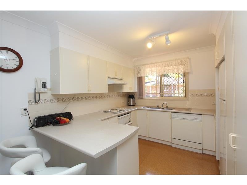 2/372 Ocean Drive, Laurieton NSW 2443