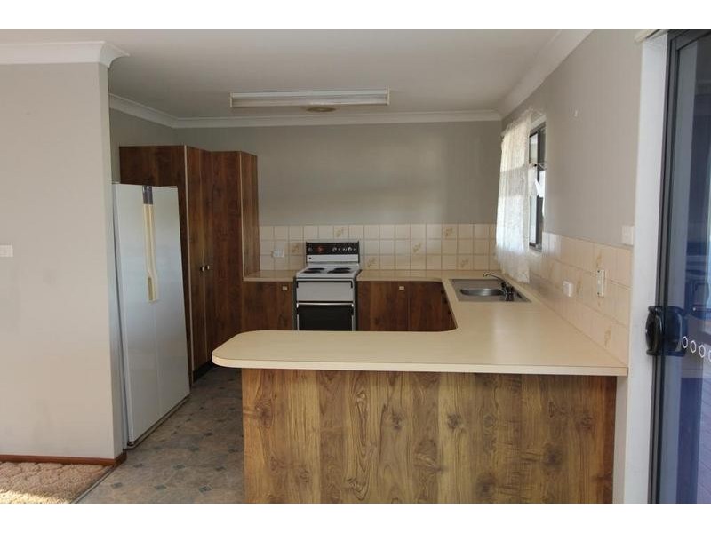 14 Pioneer Street, North Haven NSW 2443