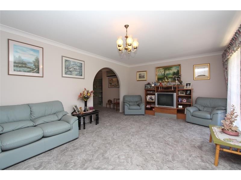 42 Sirius Drive, Laurieton NSW 2443