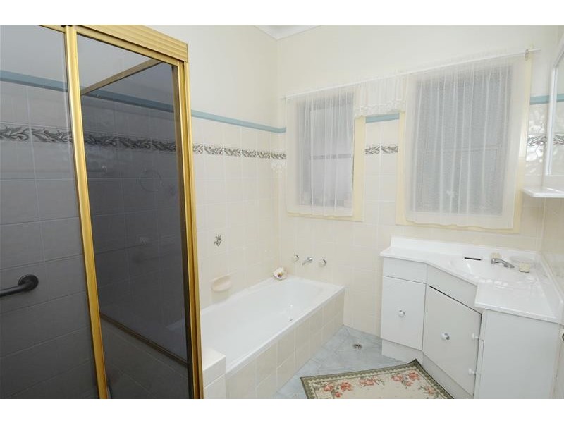 42 The Parade, North Haven NSW 2443