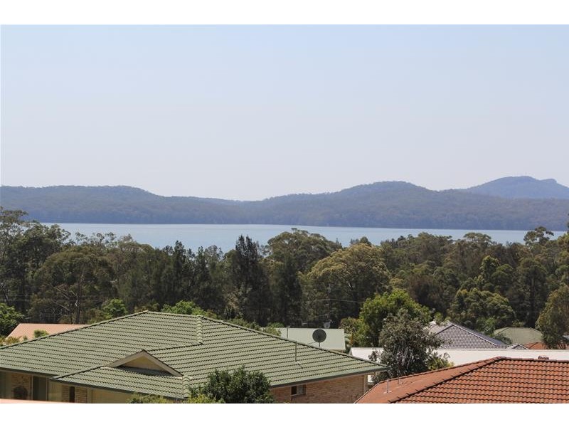 24 Waterview Crescent, West Haven NSW 2443