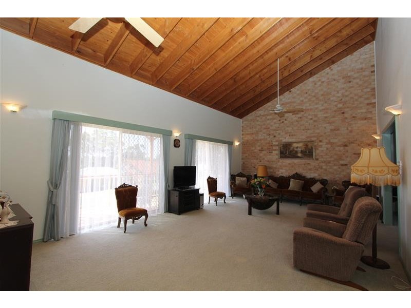 24 Waterview Crescent, West Haven NSW 2443