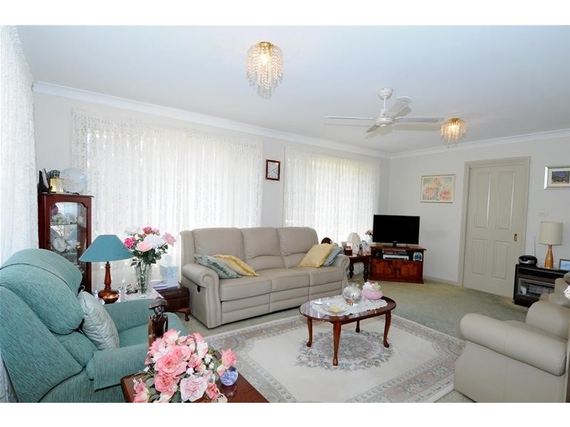 54 Waterview Crescent, West Haven NSW 2443