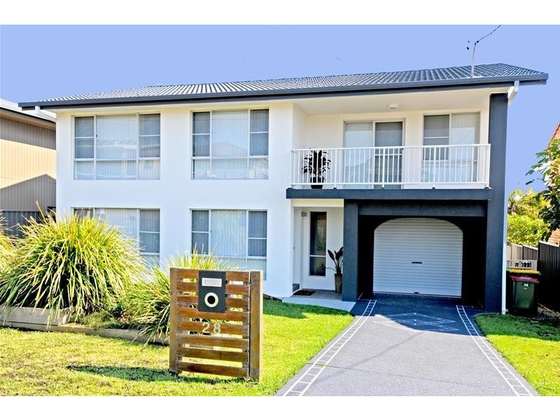 28 Seaview Street, Bonny Hills NSW 2445