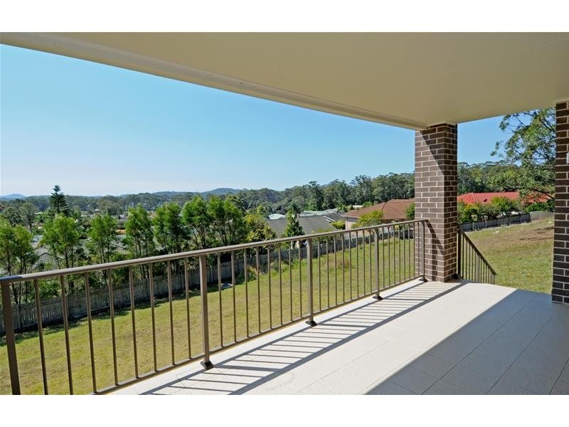 12 Admirals Circle, Laurieton NSW 2443