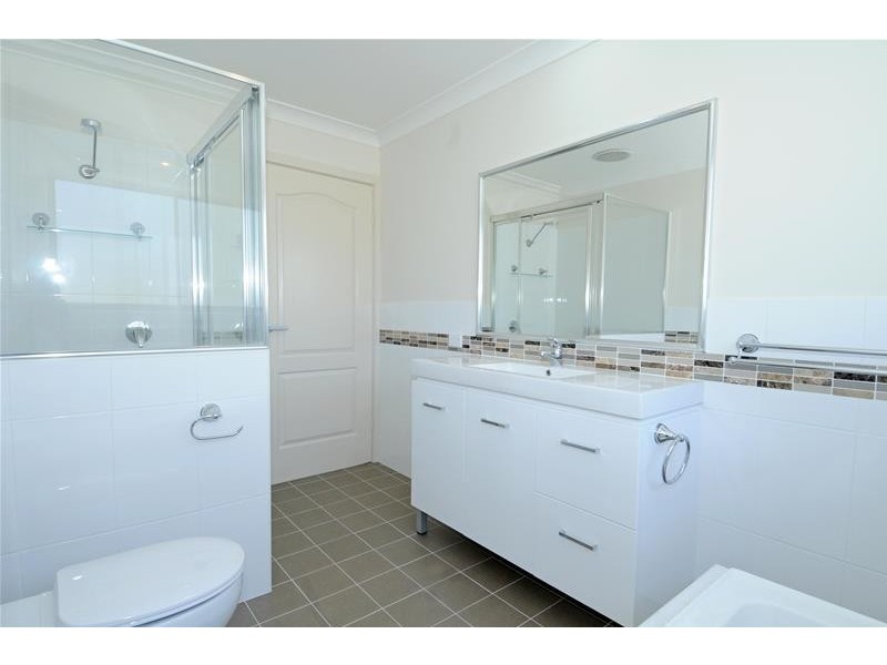 12 Admirals Circle, Laurieton NSW 2443