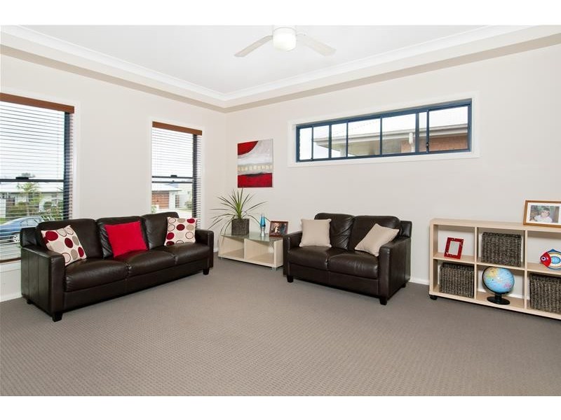 12 Grenadines Way, Bonny Hills NSW 2445