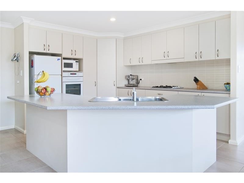 12 Grenadines Way, Bonny Hills NSW 2445