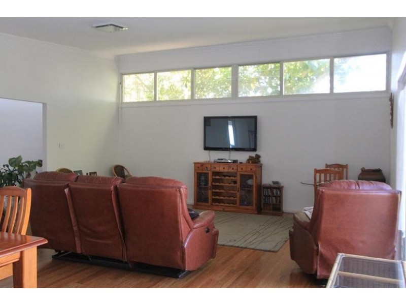 10 KORIBAH AVENUE, Lake Cathie NSW 2445