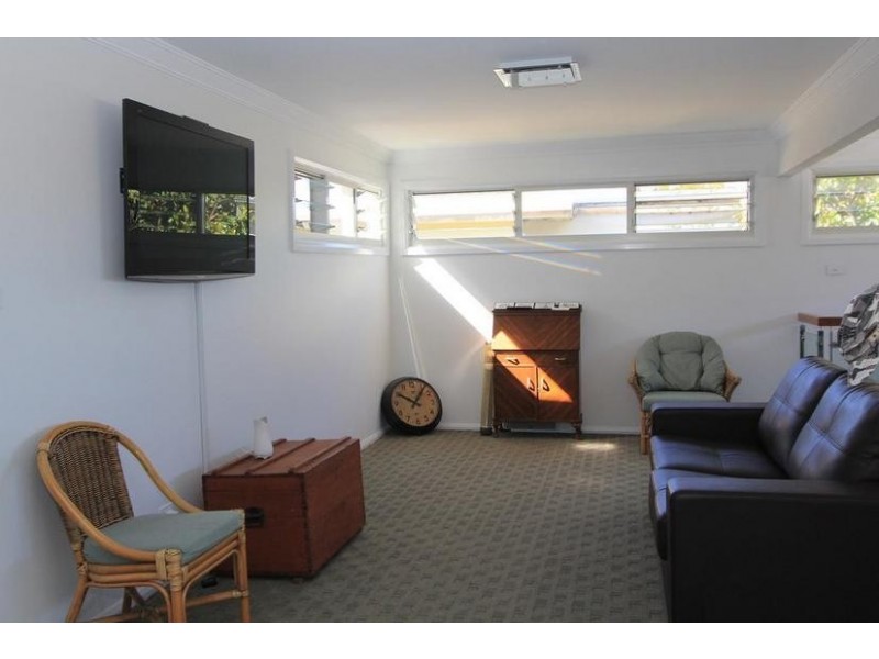 10 KORIBAH AVENUE, Lake Cathie NSW 2445