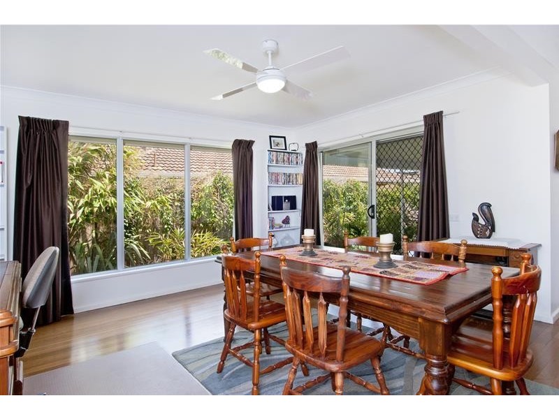 1 Seaview Avenue, Dunbogan NSW 2443