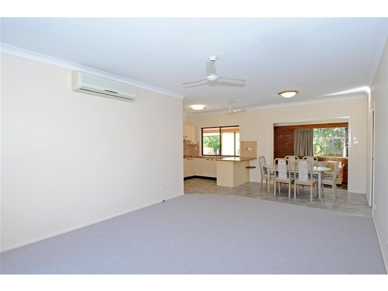 1/8 Murson Crescent, North Haven NSW 2443