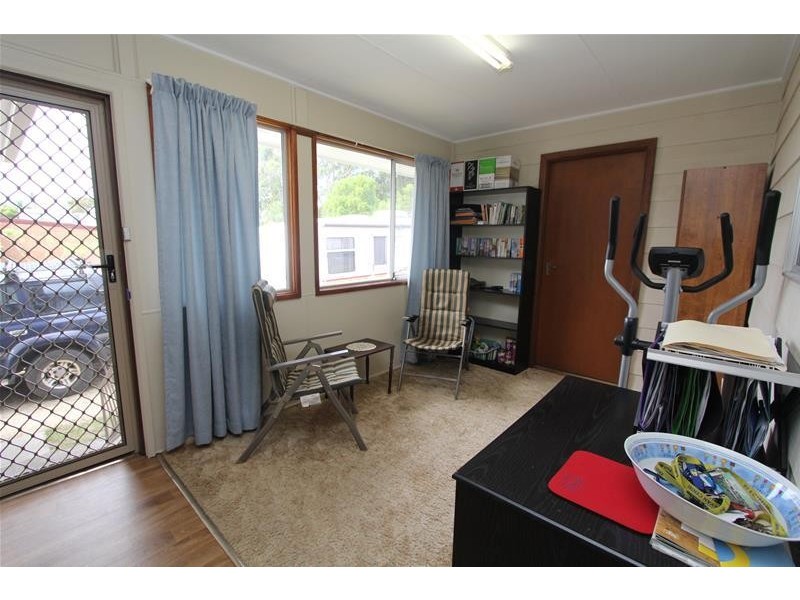 8 Kew Road, Laurieton NSW 2443