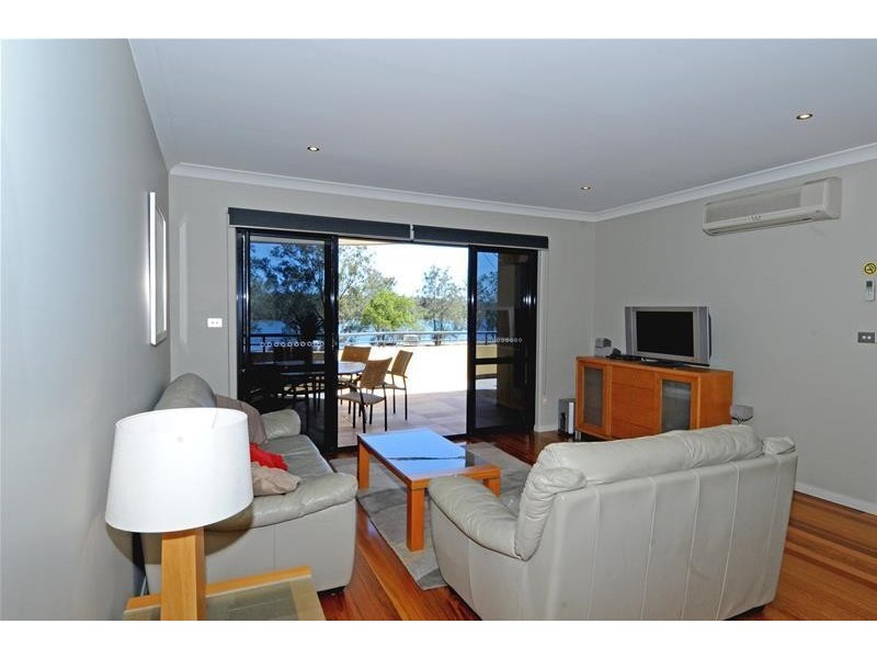 1/621 Ocean Drive, North Haven NSW 2443
