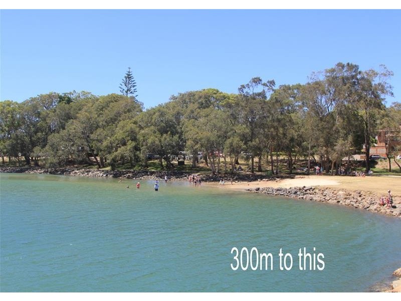 2/5 Parry Street, Lake Cathie NSW 2445