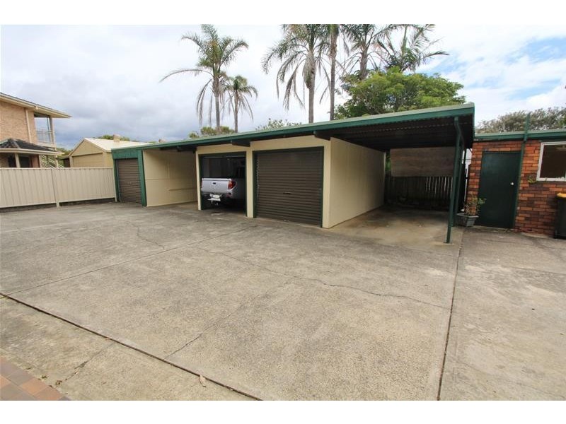 2/5 Parry Street, Lake Cathie NSW 2445