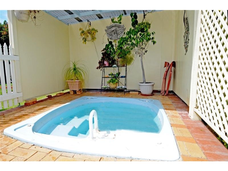 5 Bass Avenue, Laurieton NSW 2443