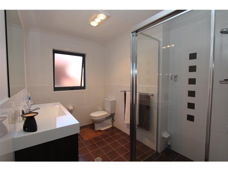 24 Scarborough Way, Dunbogan NSW 2443