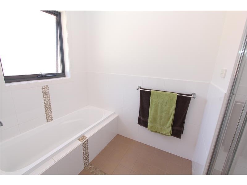24 Scarborough Way, Dunbogan NSW 2443
