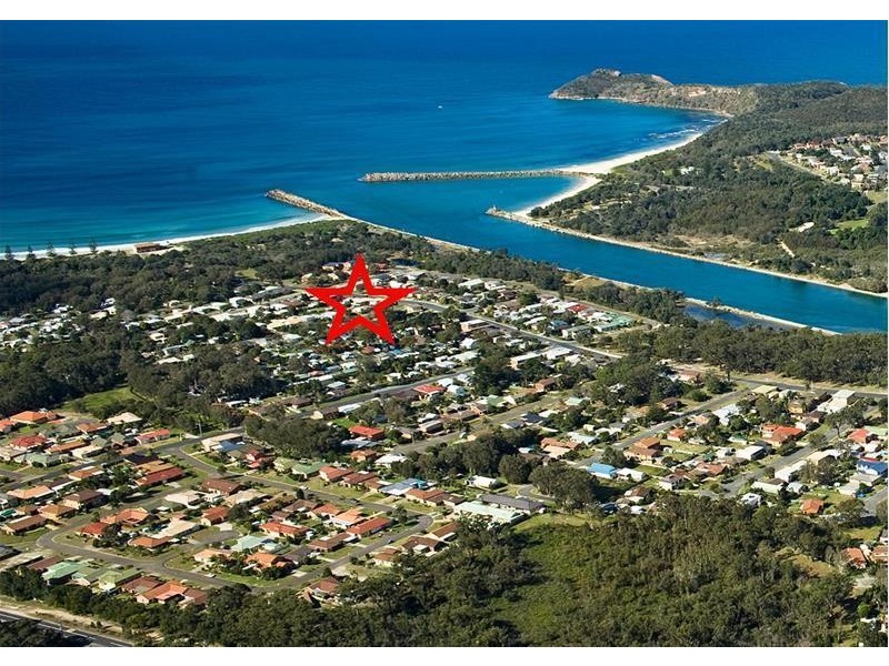 93 The Parade, North Haven NSW 2443