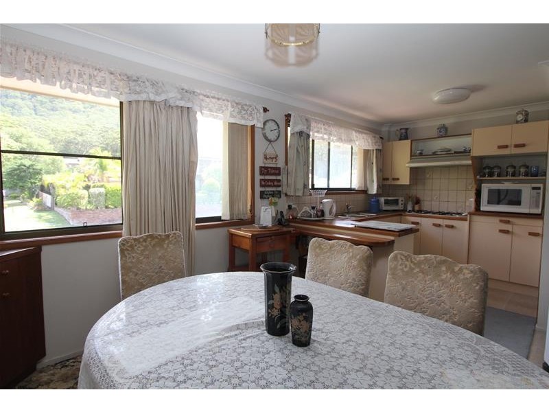 25 Peach Grove, Laurieton NSW 2443