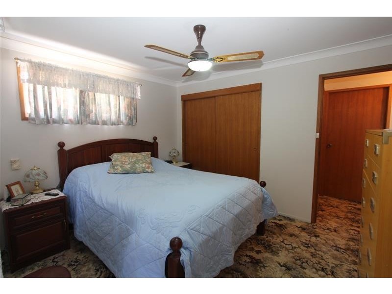25 Peach Grove, Laurieton NSW 2443