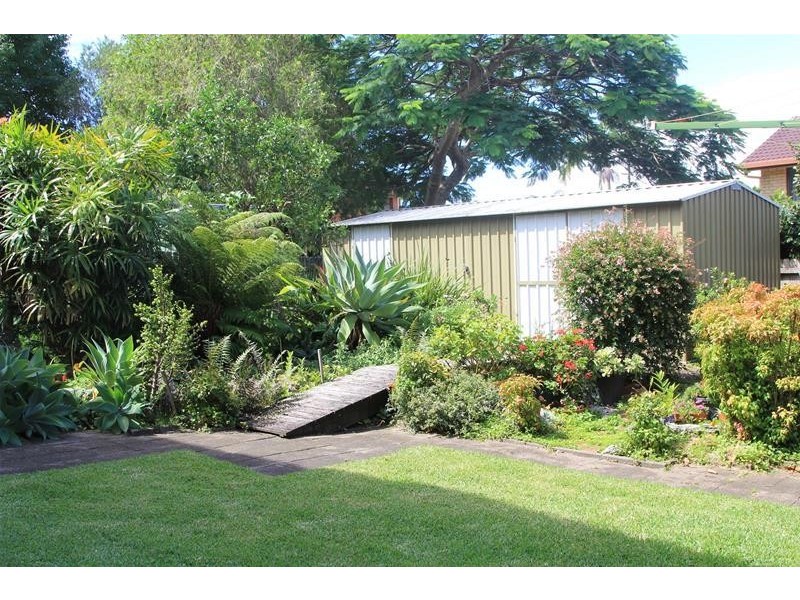 25 Peach Grove, Laurieton NSW 2443