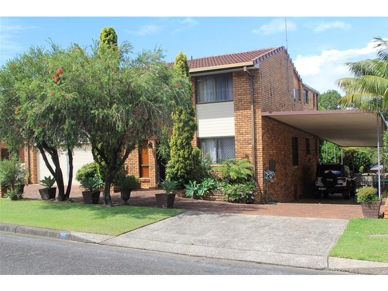 25 Peach Grove, Laurieton NSW 2443