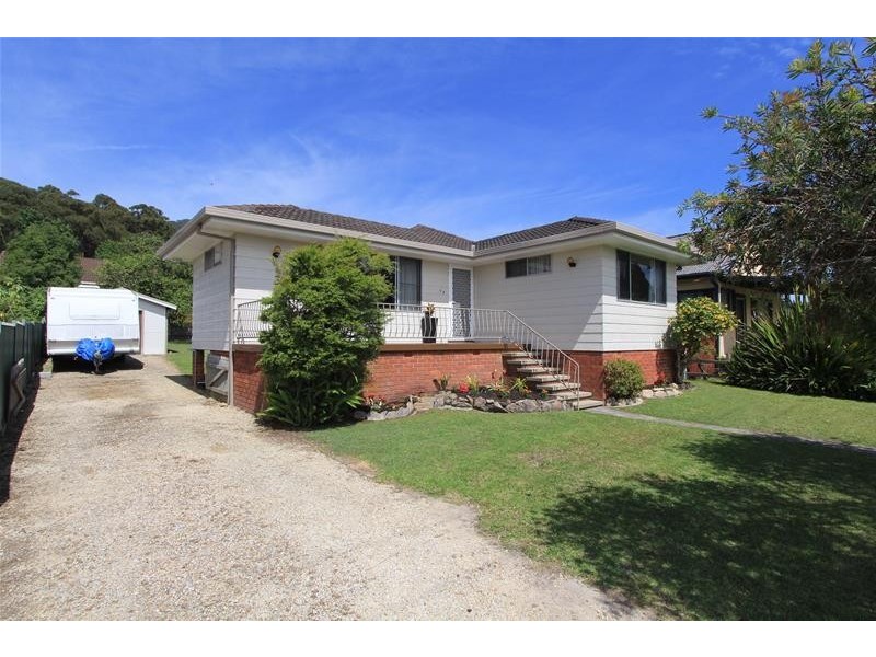 8 Kew Road, Laurieton NSW 2443