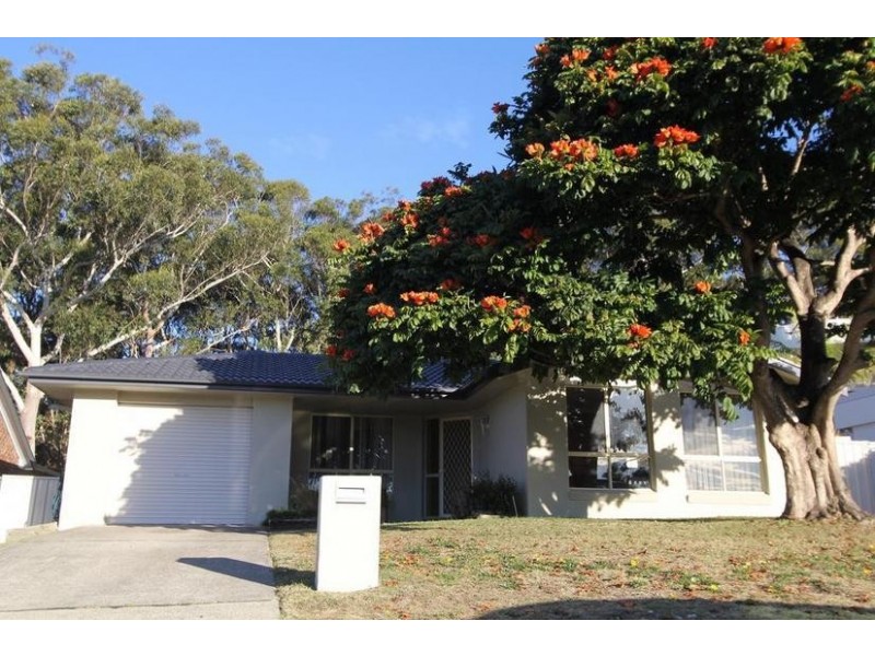 40 Scarborough Way, Dunbogan NSW 2443