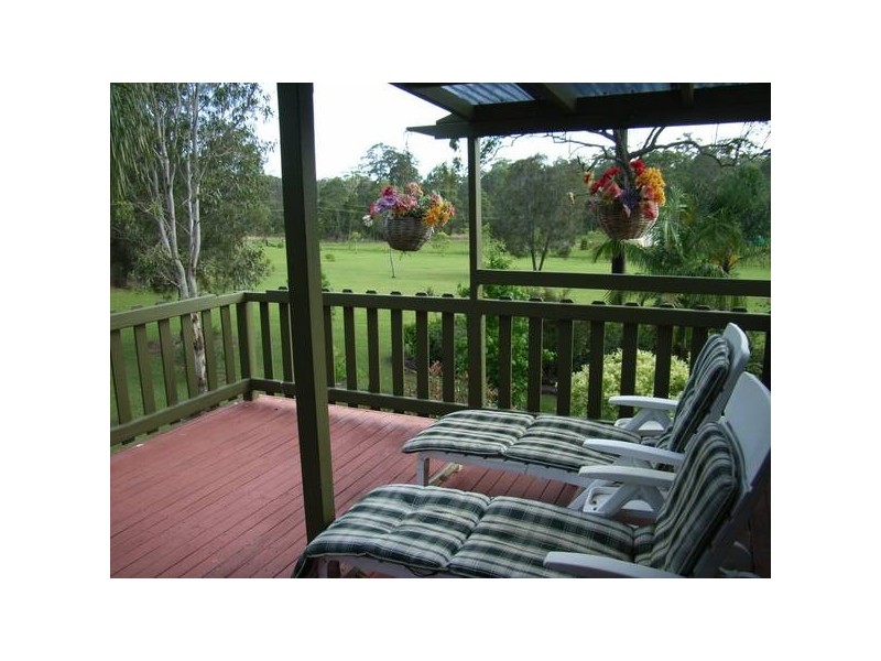 95 Longpoint Drive, Lake Cathie NSW 2445