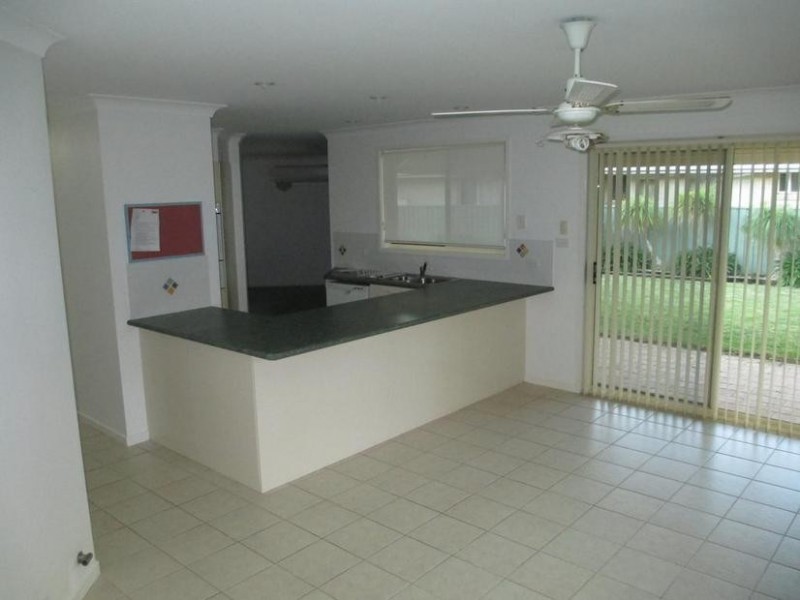 92 Fiona Crescent, Lake Cathie NSW 2445
