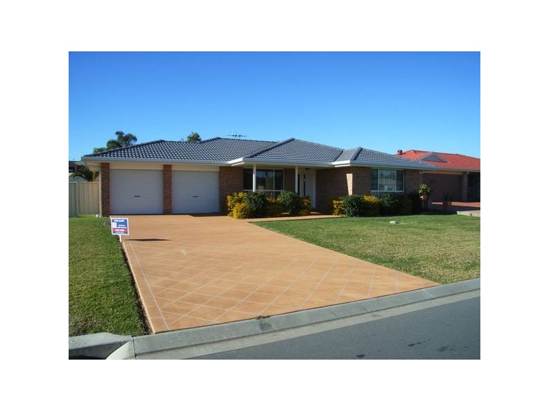 Lakeview Crescent, Lake Cathie NSW 2445