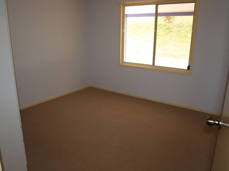 298 Longpoint Drive, Lake Cathie NSW 2445