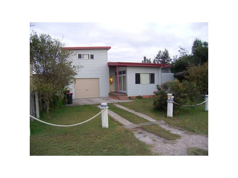 Chepana Street, Lake Cathie NSW 2445