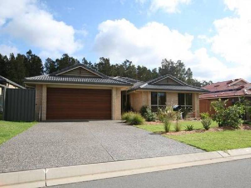 Eagle Place, Lake Cathie NSW 2445