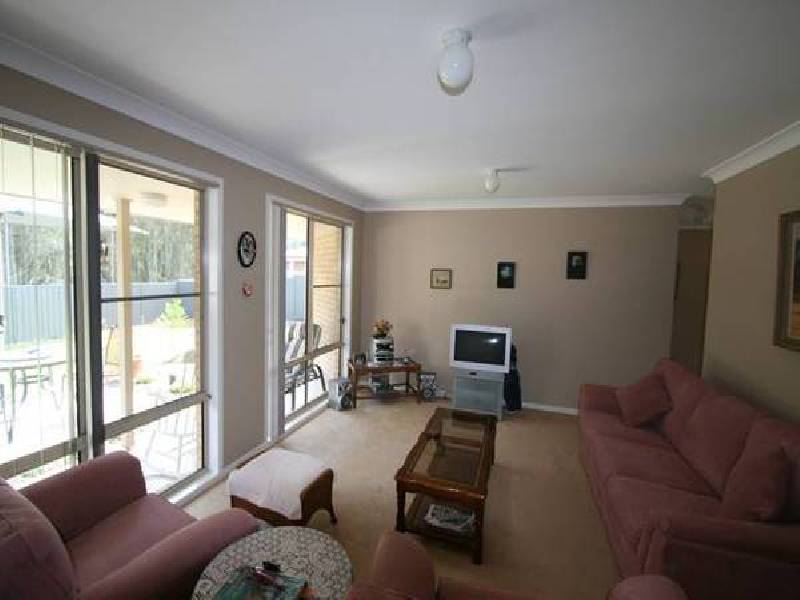 Eagle Place, Lake Cathie NSW 2445