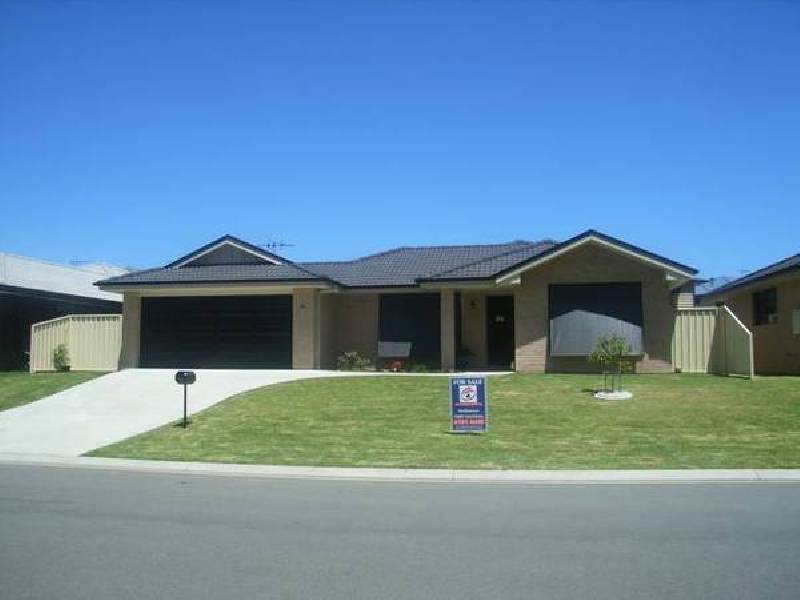 46 Explorers Way, Lake Cathie NSW 2445