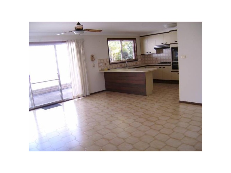 2 Talara Place, Lake Cathie NSW 2445